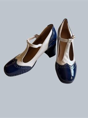 Classic T-Strap Two-Tone Navy and White Pumps NWOT
